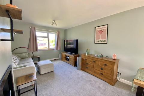 2 bedroom semi-detached house for sale, Marlow Road, Towcester