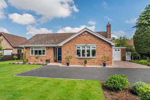 2 bedroom detached bungalow for sale, Carlton Miniott, Thirsk