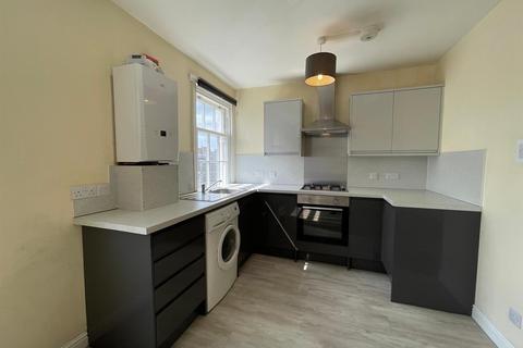 2 bedroom property to rent, North Marine Road, Scarborough YO12