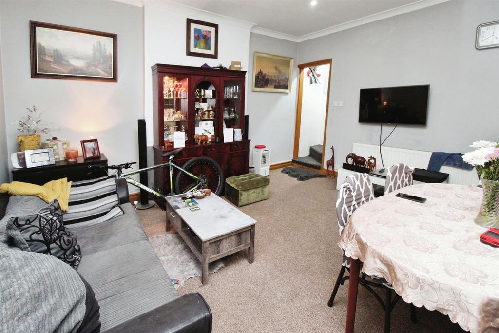 Kitchen/Living Room