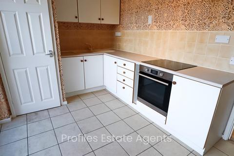 2 bedroom terraced house for sale, Azalea Drive, Burbage