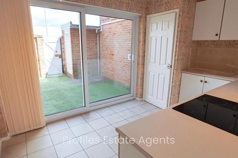 40 Azalea Drive, Burbage, Hinckley, LE10 2SH