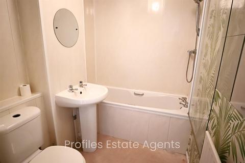 40 Azalea Drive, Burbage, Hinckley, LE10 2SH