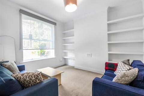 4 bedroom terraced house to rent, Eburne Road, Holloway