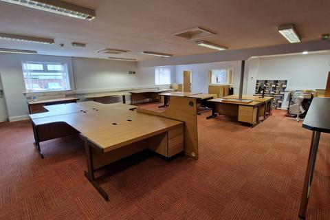 Property to rent, Offices / Suits available to let on Charles street