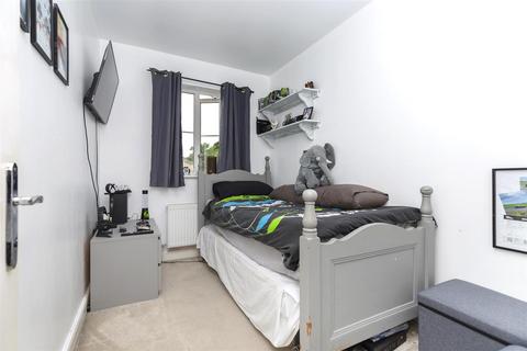 4 Heatherdale Close, Halifax, HX3 5HX