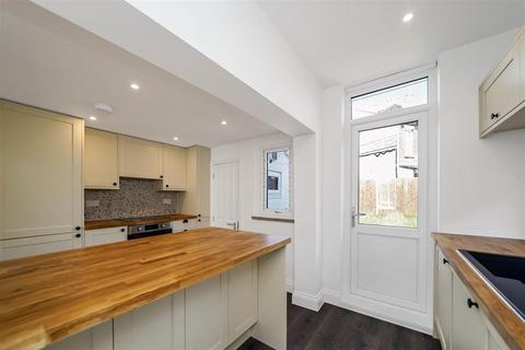 17 Springfield Road, Chingford, London, E4 7DJ