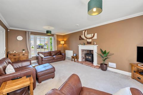 4 bedroom detached house for sale, Chapel Farm Close, Gislingham