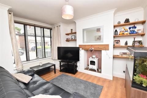2 Limber Vale, Grimsby, DN34 4DU