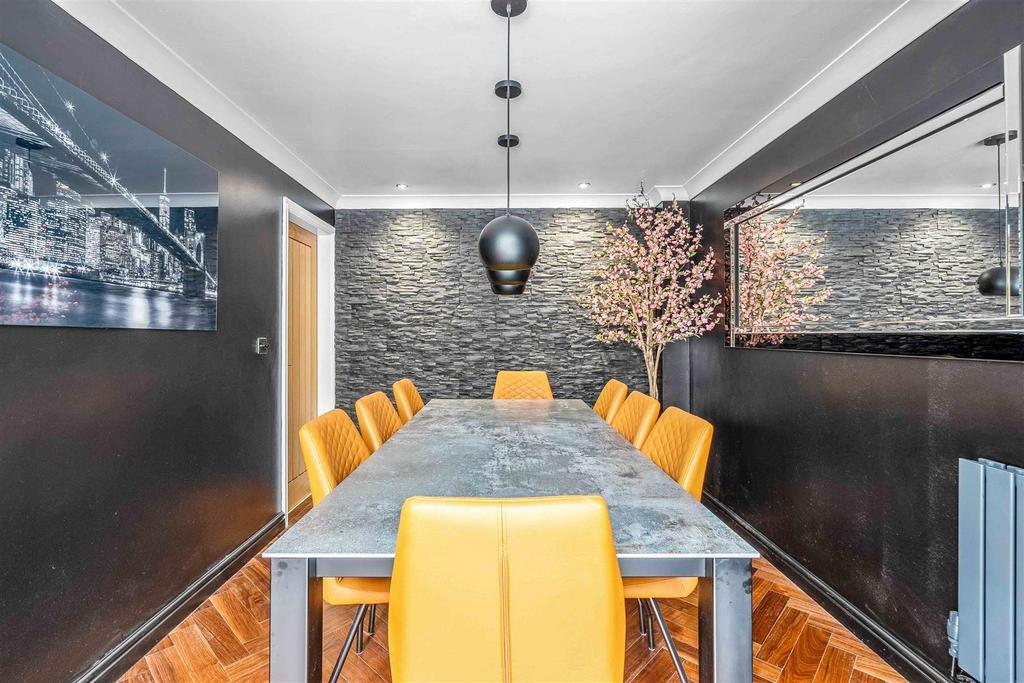 Millstone Close 4-43.jpg