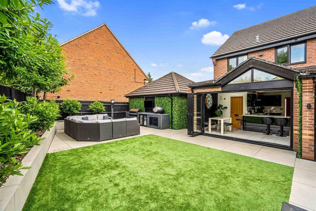 Millstone Close 4-7.jpg