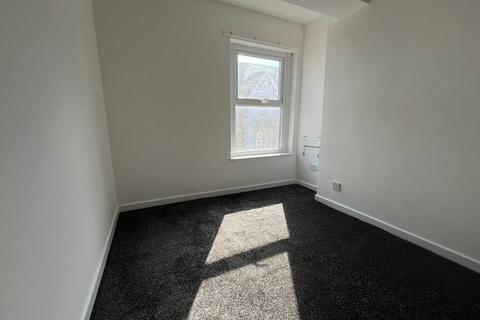 1 bedroom flat to rent, South King Street, Blackpool, Lancashire