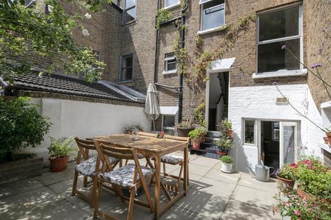 15 Lothian Road, London, SW9 6UB
