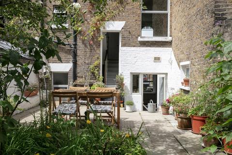 15 Lothian Road, London, SW9 6UB