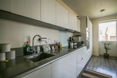 73 Forbes Close, Trumpington, Cambridge, CB2 9DP