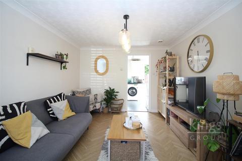 117 Albert Gardens, Church Langley, Harlow, CM17 9QG