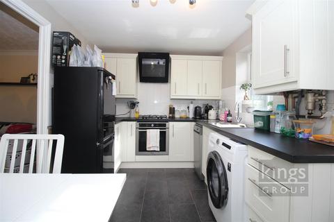 117 Albert Gardens, Church Langley, Harlow, CM17 9QG