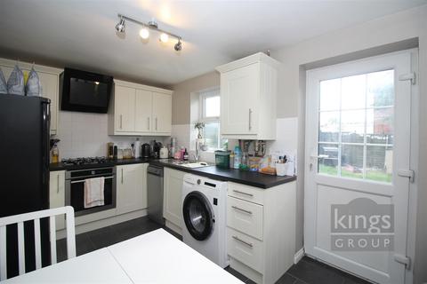 117 Albert Gardens, Church Langley, Harlow, CM17 9QG