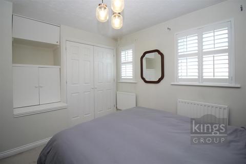 117 Albert Gardens, Church Langley, Harlow, CM17 9QG