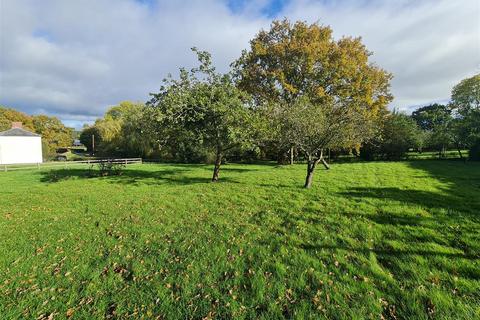 Plot for sale, Norton Canon