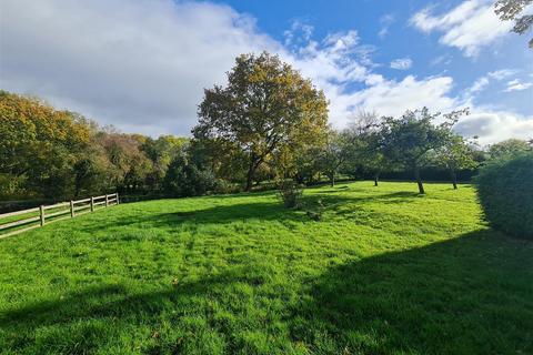 Plot for sale, Norton Canon