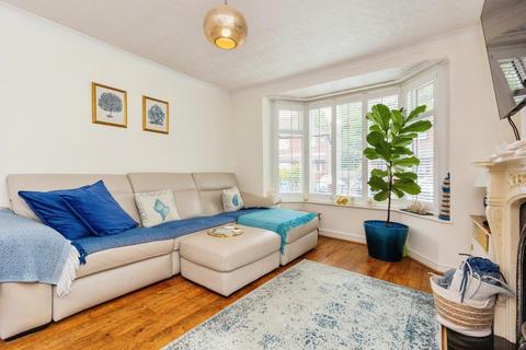 6 Austin Drive, Manchester, M20 6EG