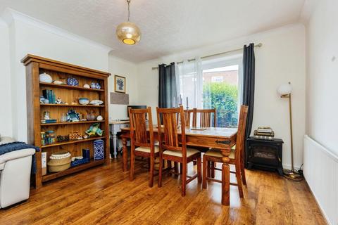 6 Austin Drive, Manchester, M20 6EG