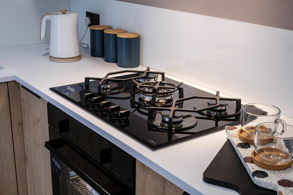 Kicthen   5 ring hob burner.jpg