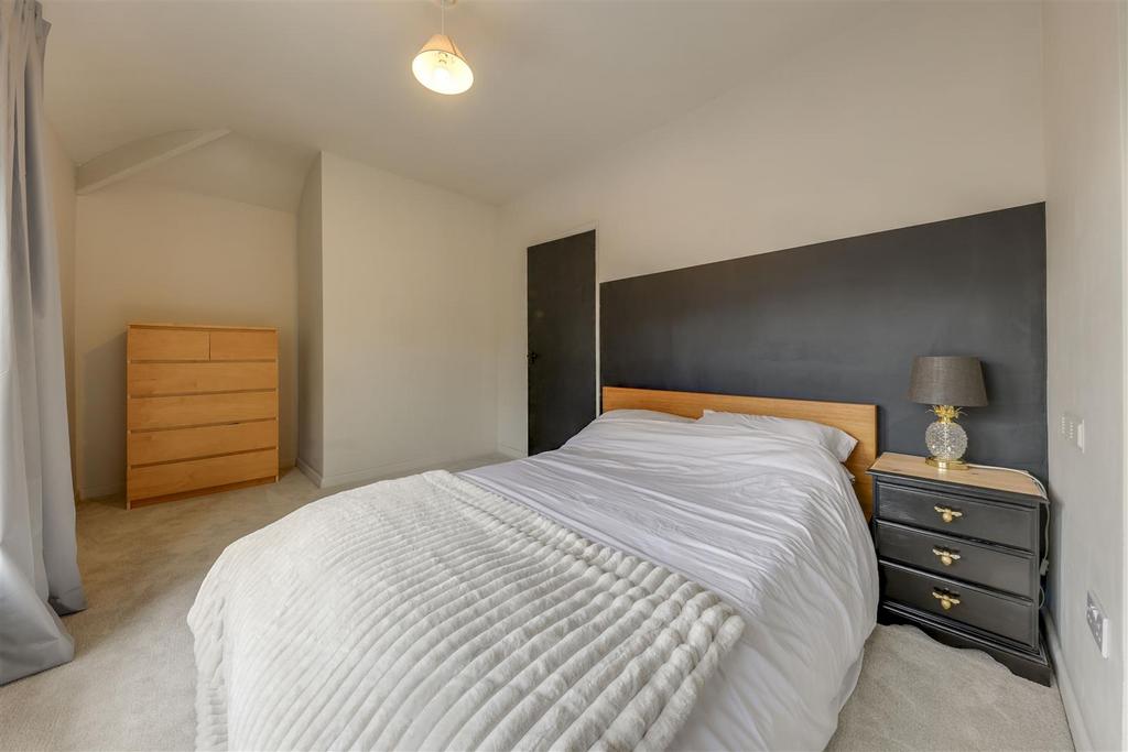 Bed 1