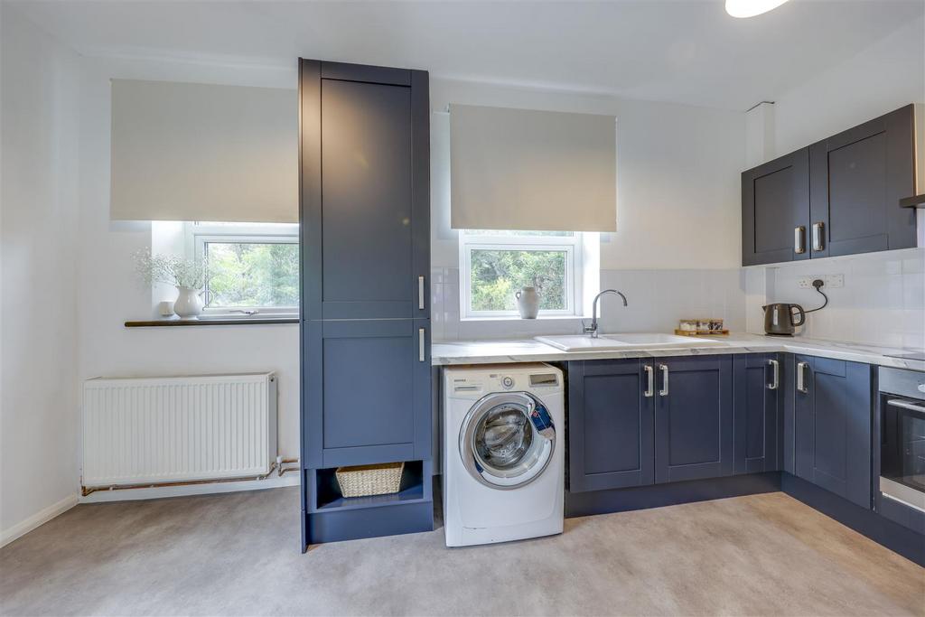 Kitchen / Dining