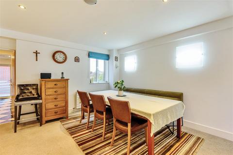 3 bedroom flat for sale, Bridge Street, Hereford