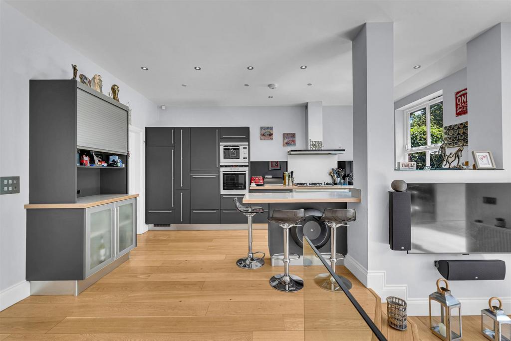 Breakfast Kitchen Area