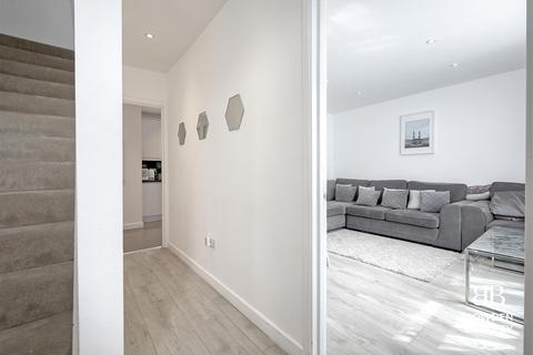 95 Arrowsmith Road, Chigwell, IG7 4PF