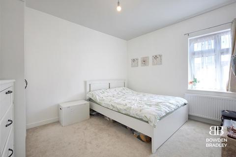 95 Arrowsmith Road, Chigwell, IG7 4PF