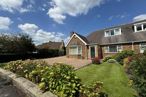 2 bedroom chalet for sale, Tranby Avenue, Hessle