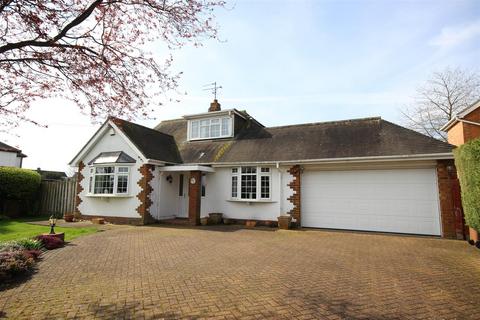 3 bedroom detached bungalow for sale, Dale Road, Swanland