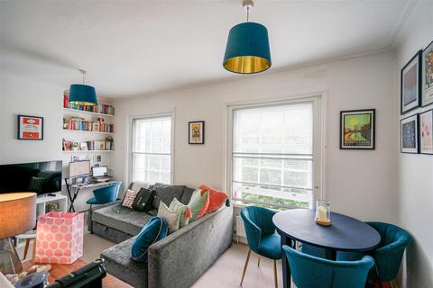 1 bedroom apartment to rent, Mornington Terrace, Regents Park, NW1