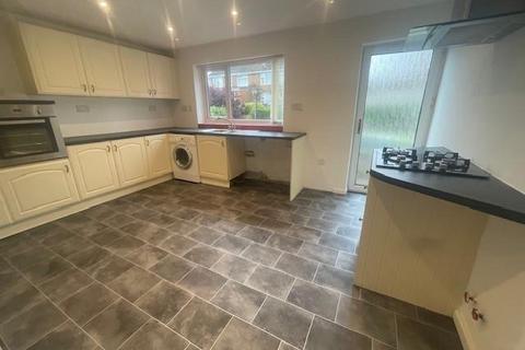 2 bedroom semi-detached house to rent, Eastwoods Road, Prudhoe