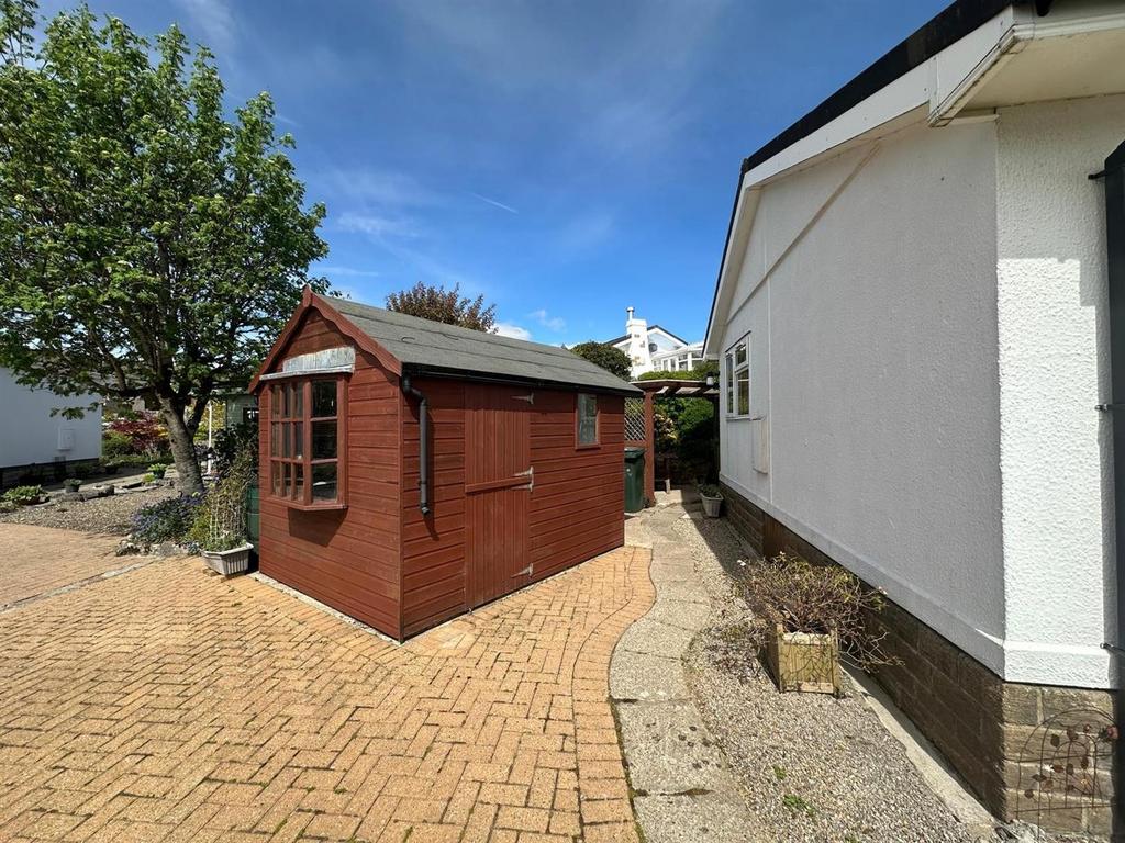 Property 2.jpg