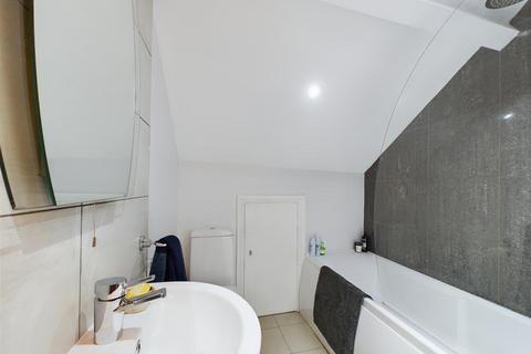 49a Park Crescent, North Shields, NE30 2HR