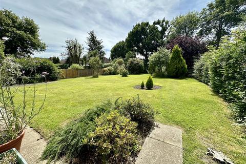 4 bedroom detached house for sale, Cliveden Close, Shenfield, Brentwood