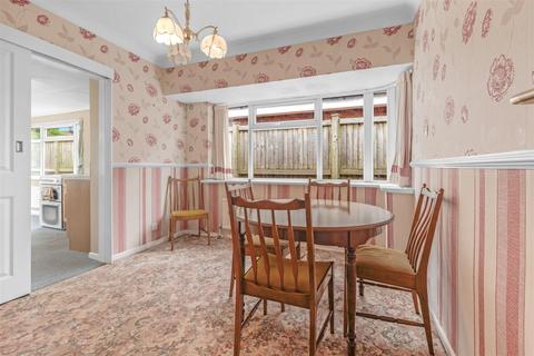 2 bedroom bungalow for sale, Park Avenue, New Earswick