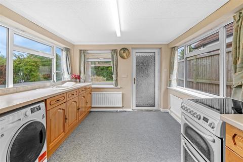 2 bedroom bungalow for sale, Park Avenue, New Earswick