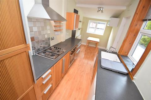 2 bedroom house to rent, Adelaide Road, Stockport SK3