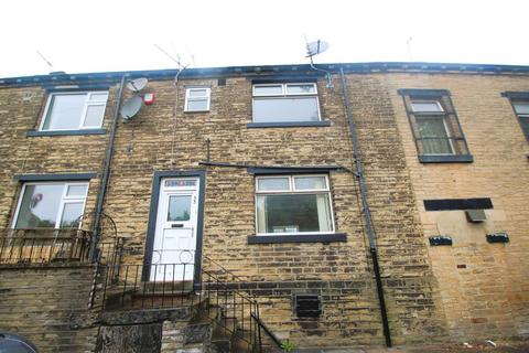 2 bedroom terraced house for sale, Wade House Road, Halifax HX3