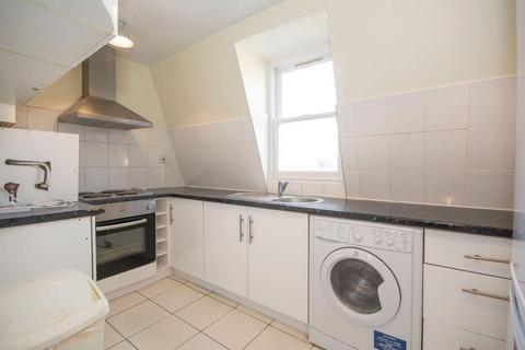 2 bedroom flat to rent, Wandsworth High Street, Wandsworth SW18