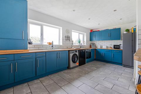 3 bedroom semi-detached house for sale, Heol Trelai, Cardiff CF5