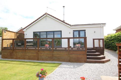 2 bedroom detached bungalow for sale, Castle View, Skipsea