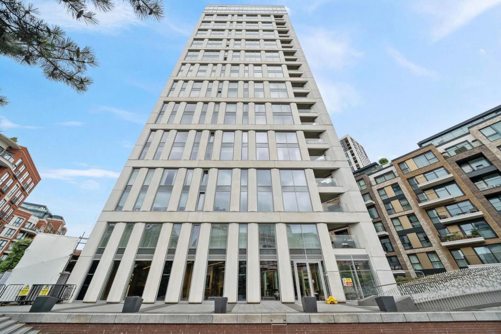 Chelsea Creek Tower SW6 2 RQ