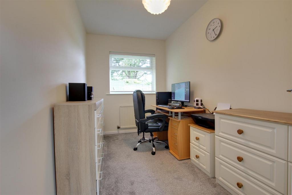 Bedroom 3 (rear)